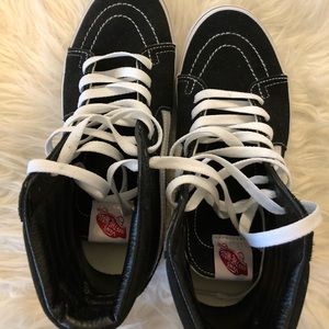 Vans like new!!